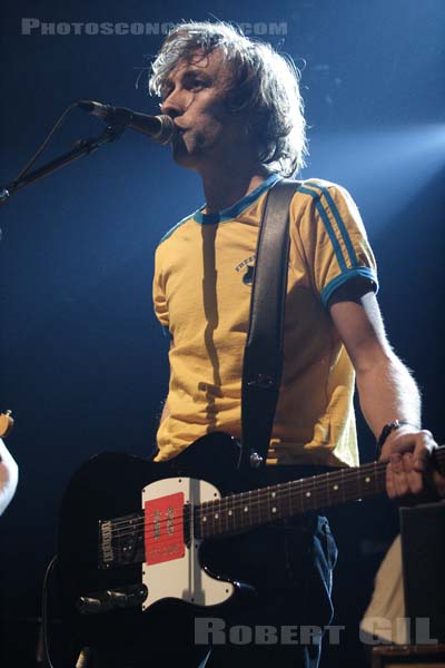 YANN TIERSEN - 2006-06-16 - PARIS - Le Bataclan - 